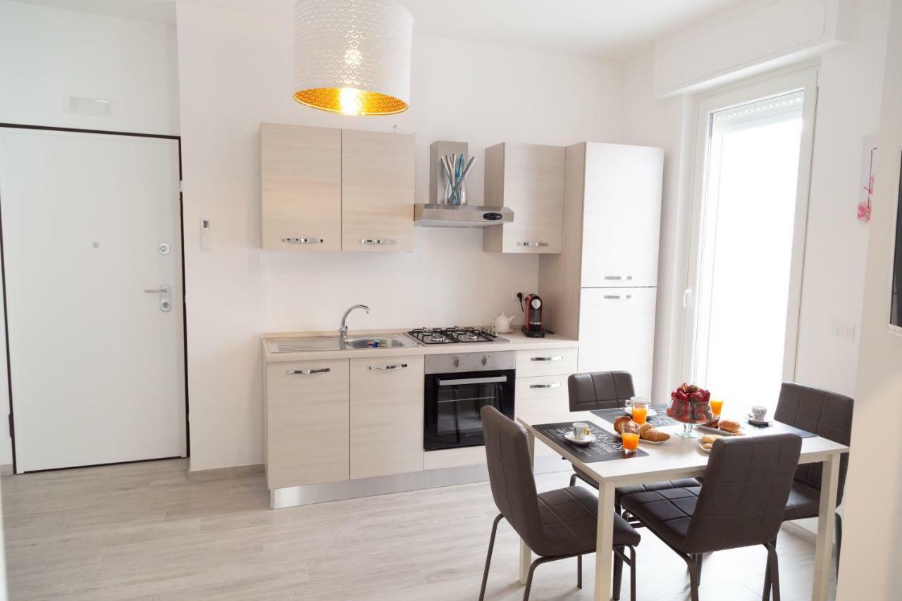 Casa Martina By Home080 - Puglia Mia Apartments Монополи Экстерьер фото